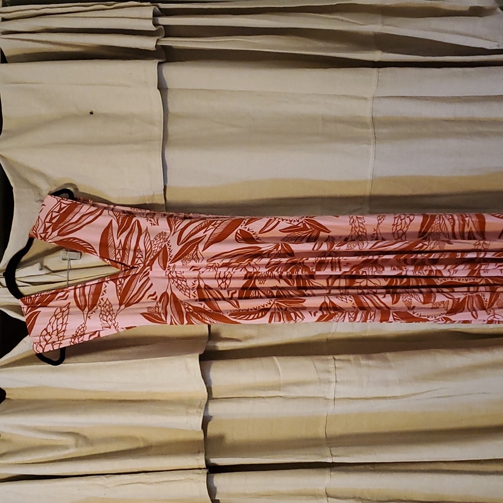 Missing Polynesia convertible wrap dress. Pink and rusty red. Size 2 (12-16)